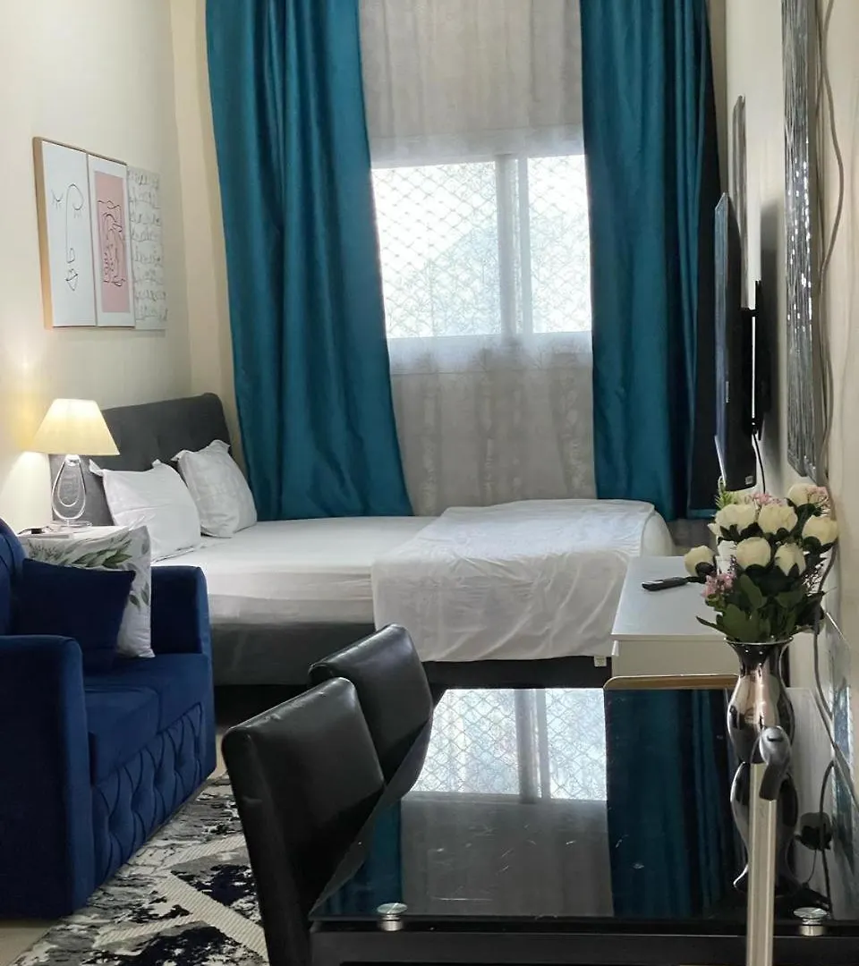 Luxury Studio Manage By Experienced Super Host Dubaï